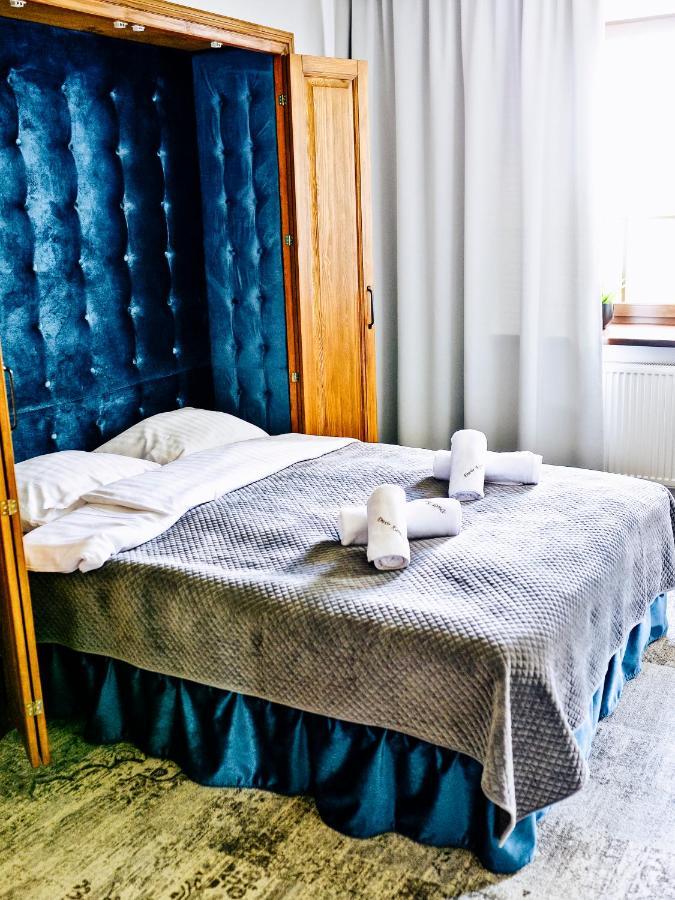 Bed and Breakfast Dwór Karwacz Przasnysz Exterior foto