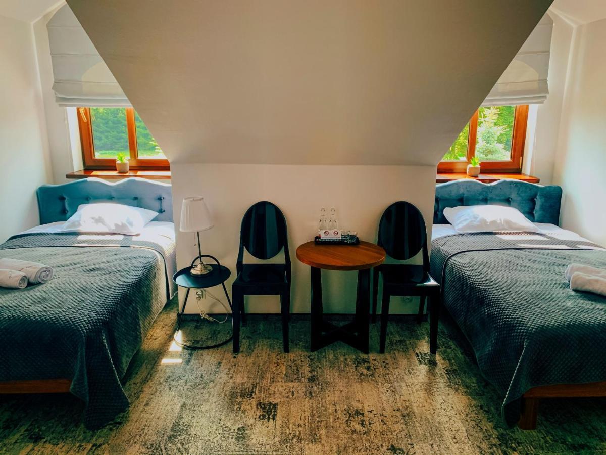 Bed and Breakfast Dwór Karwacz Przasnysz Exterior foto