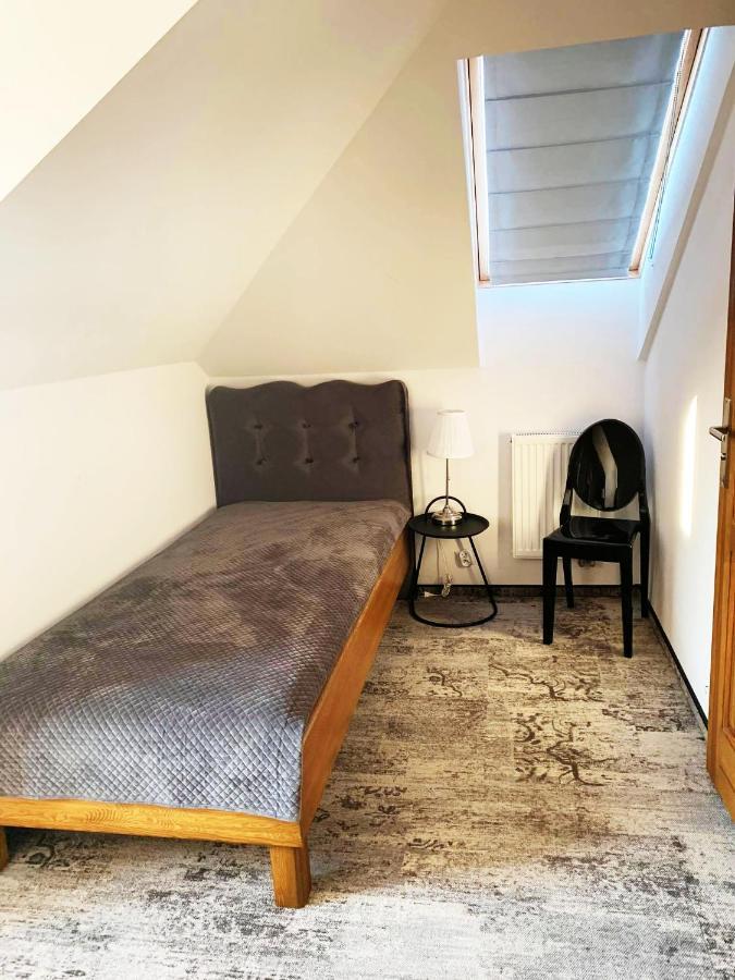 Bed and Breakfast Dwór Karwacz Przasnysz Exterior foto